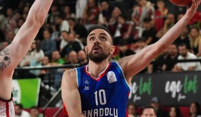 Anadolu Efes’te ayrılık resmen açıklandı