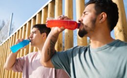 Enerji içeceği kalp krizi riskini artırıyor